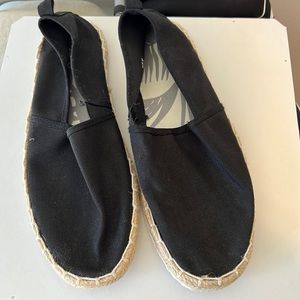 H&M Slip On Toms